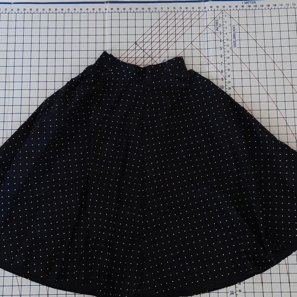UNIQLO Polka Dot Circle Skirt - Picture 1 of 6